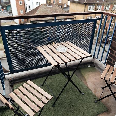 Shard View 2 Bed Entire Flat Apartment Londra Exterior foto