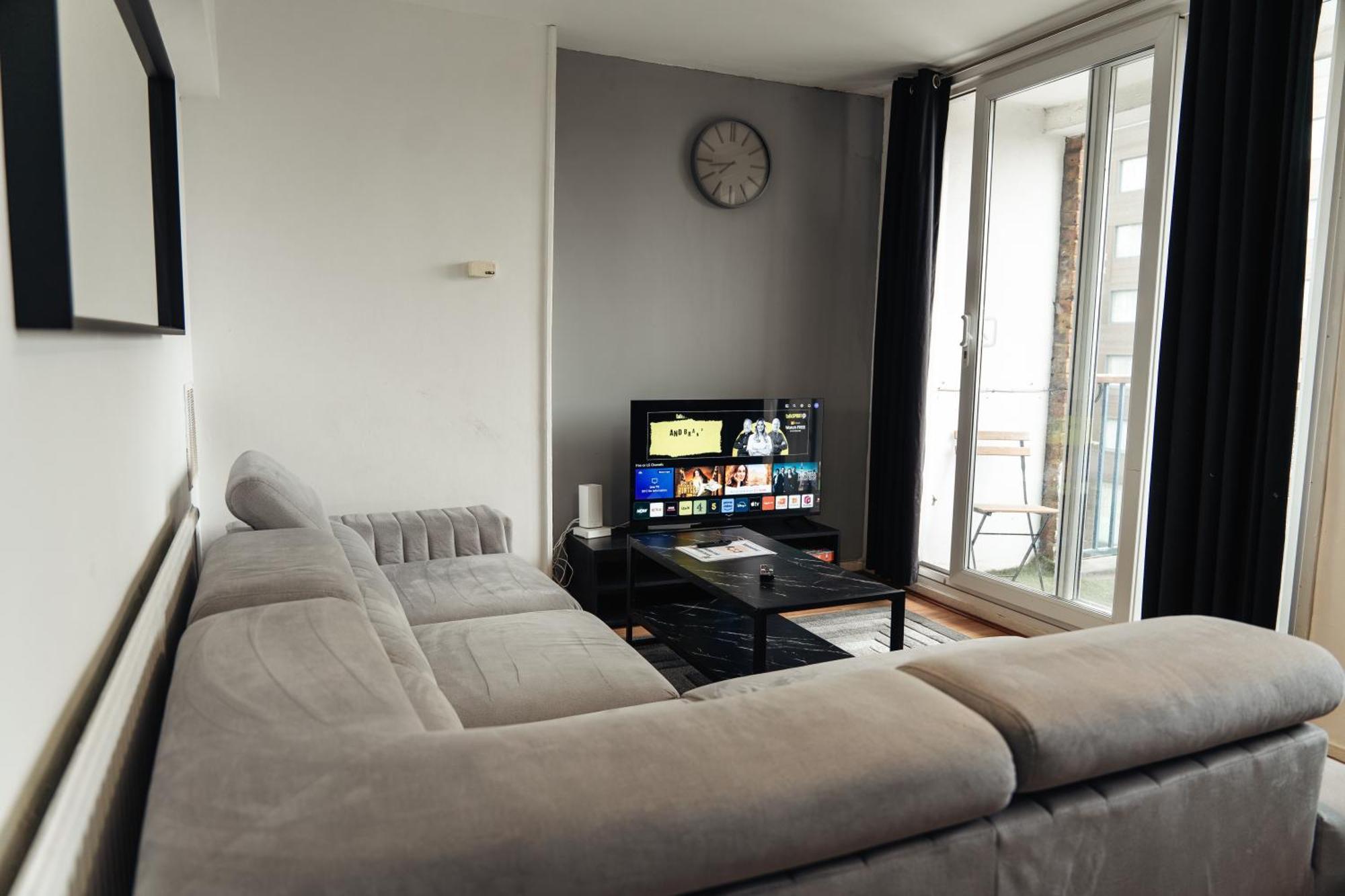 Shard View 2 Bed Entire Flat Apartment Londra Exterior foto